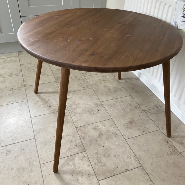 Round Dining Table. Solid Wood Circular Table. Kitchen Table. Tapered Wooden Legs. Large 119cm ...