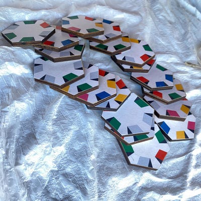 Printable Hexagon 19 Tile Puzzle Game With Cup Pattern, Printable Game ...