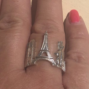 Valérie Lagorio added a photo of their purchase