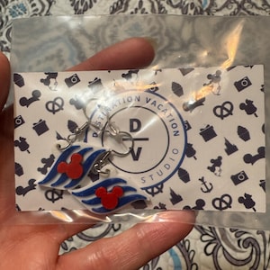 Niki added a photo of their purchase