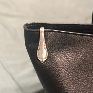 Mohanapriya added a photo of their purchase