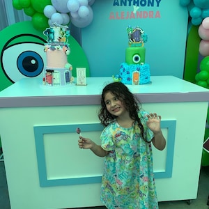 Mayra added a photo of their purchase