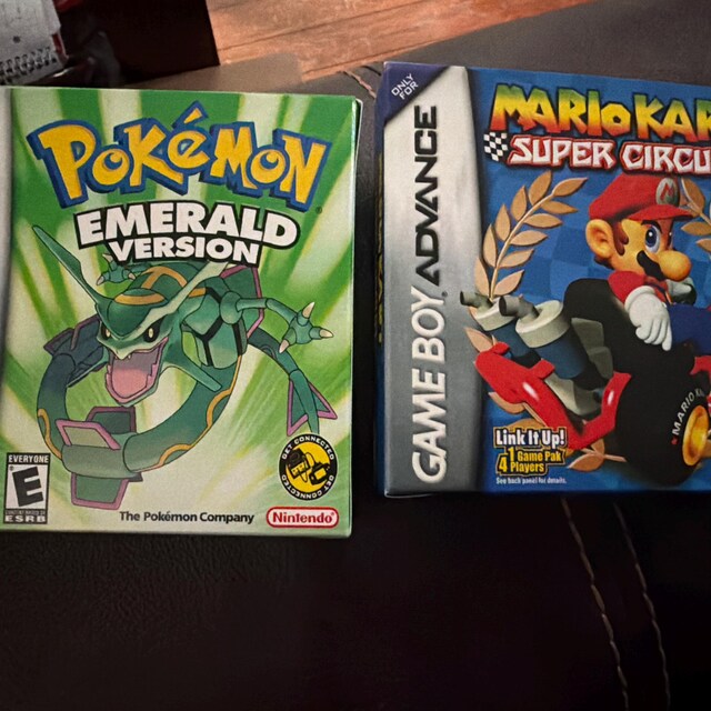 Pokemon Emerald | NTSC | Gameboy Advance | GBA | En | Reproduction