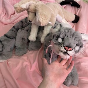 受注生産品！在庫なし！重みのある、柔らかいユキヒョウのぬいぐるみ
