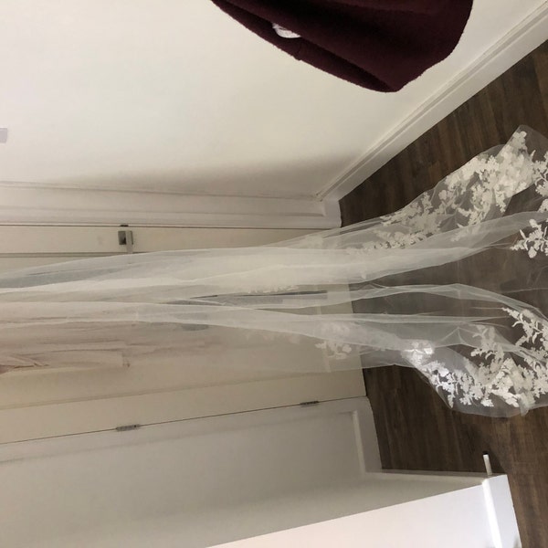 One-tier Elegant & Luxurious / Classic Wedding Veil Cathedral Veils with Pure Color Tulle main image 0