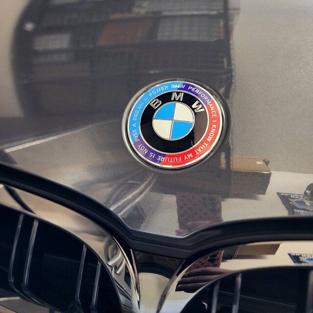 E93 エンブレム BMW E90 E92 E93 ENGINE COVER M EMBLEM BADGE 7837738
