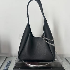 vane added a photo of their purchase