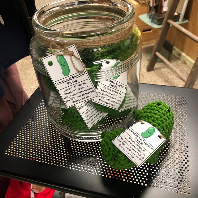 printable-emotional-support-pickle-tags-mini-pickle-pattern-display-tags-for-handmade-crochet-pickles-positive-pickle-market-hang-tags-etsy