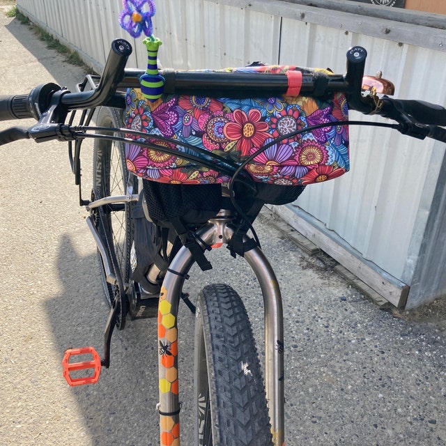 Surly Moloko 自転車ハンドルバーバッグ ブラック。旅行用バッグ Surly Moloko 自転車ハンドルバーバッグ ブラック。旅行用バッグ