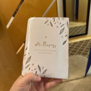 Iulia-Alexandra added a photo of their purchase