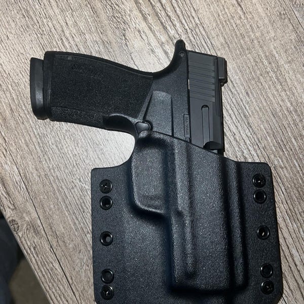 OWB Kydex Holster For Sig P365 X Macro With TLR-7/7A - Right Hand Black Holster