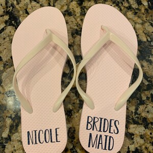 Bridesmaid Flip Flops Bride Slippers Bridesmaid Gifts Personalized Flip ...