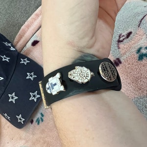 Taryn added a photo of their purchase