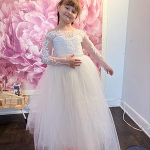 chinese dress ladies Amazon.com: FUSLW White Flower Girls Dress First Communion Dresses Lace  Long Sleeves Princess Tulle Ball Gown: Clothing, Shoes & Jewelry