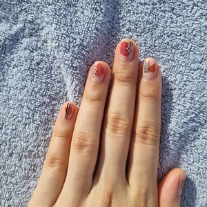Elvyna added a photo of their purchase