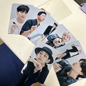 BTS Us, Ourselves ビジュアルブック　セット Amazon.com: [ SET ] Special 8 Photo Folio-Us, Ourselves, and