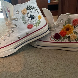 Custom Converse Chuck Taylor Embroidered / Wedding Flowers - Etsy