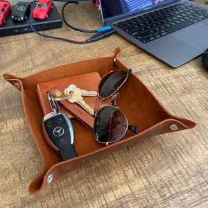 Simon added a photo of their purchase