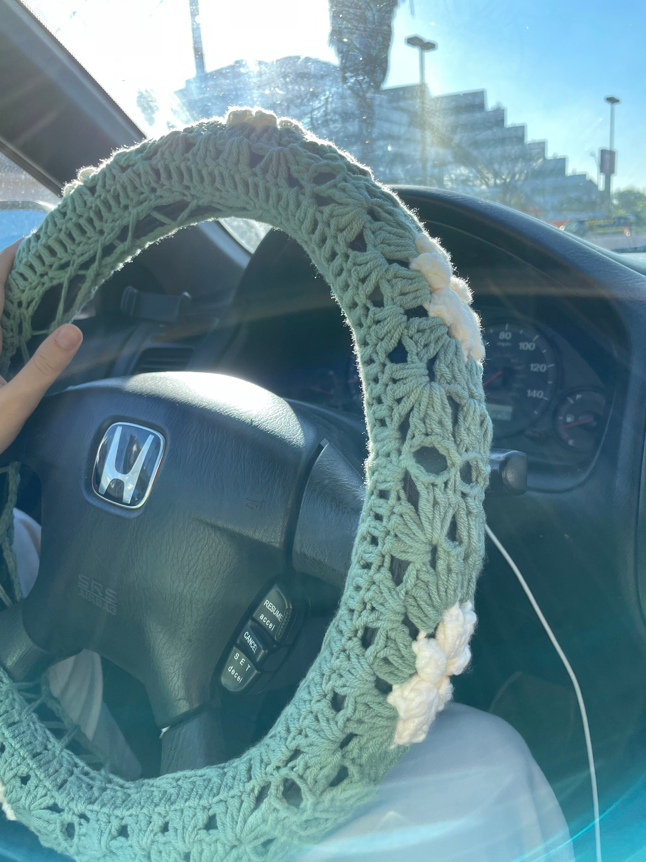 Handgemachte gehäkelte Lenkradhülle für Frauen, süße Daisy Blumen Sicherheitsgurthülle, Auto Interieur Accessoires Dekoration