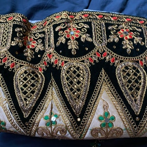Sarani added a photo of their purchase