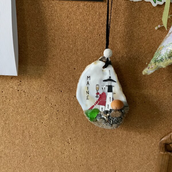 Hand Painted Maine Scallop Shell Ornament - Maine Lobsters Toasting Red ...