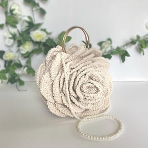 Eleonore added a photo of their purchase