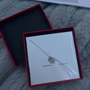 Kaylee added a photo of their purchase