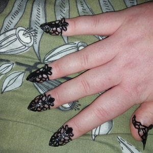 kayleigh added a photo of their purchase