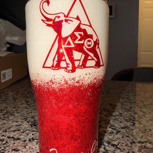 De'Laken added a photo of their purchase