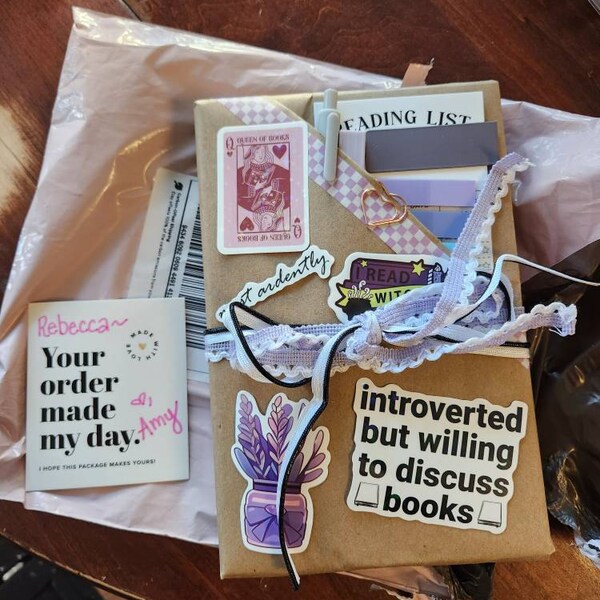 Blind Date With a Book Lover Gift for Her Personalized Bookish Gift for ...
