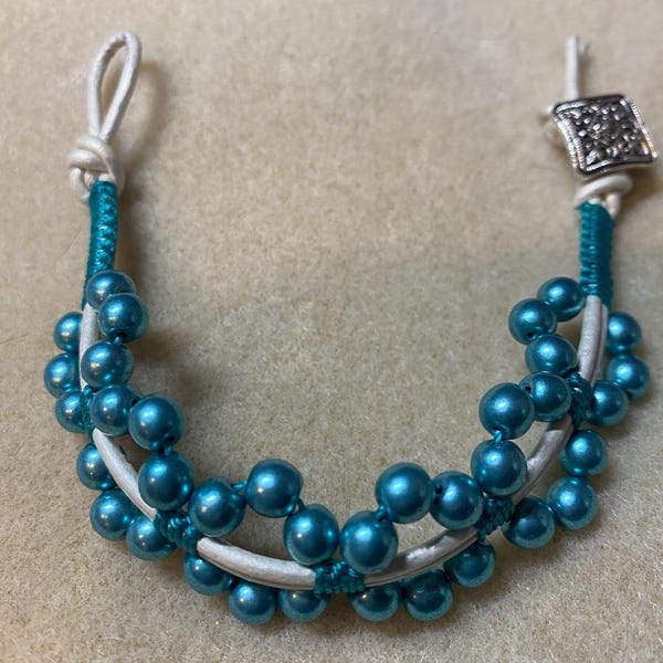 Sea Star Bracelet Set in Burgundy