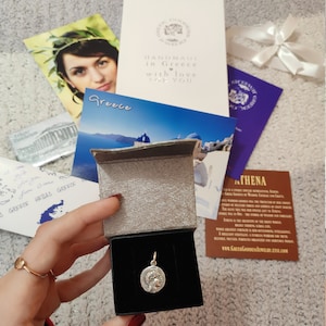 Lucía added a photo of their purchase