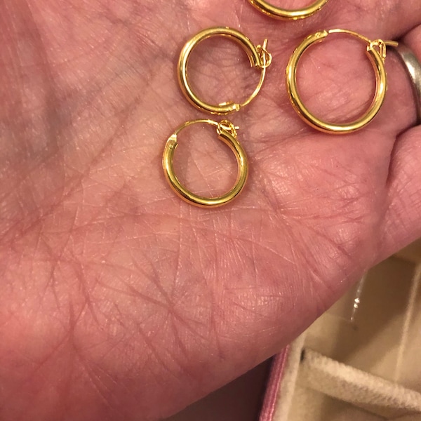 One Stone Hoops Sterling Silver Earrings plated in 18K Gold