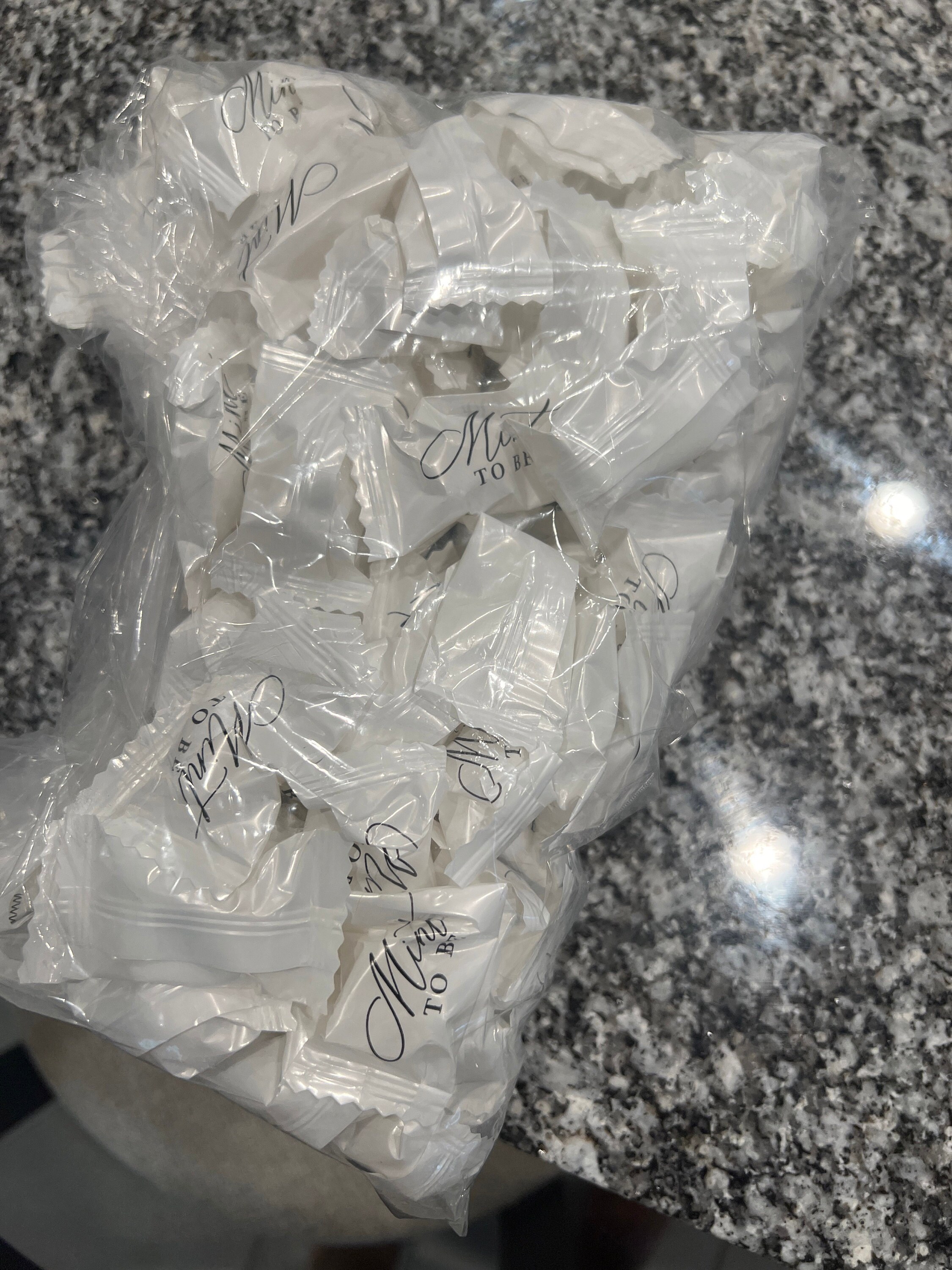 Mint To Be White Mints BULK SETS - Weiße Buttermints - Preiswertes Hochzeitsgeschenk - Einzeln verpackte Hochzeitssüßigkeiten - Hochzeitsminze