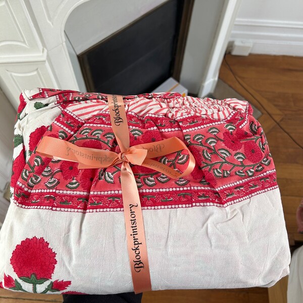 Hand Block Printed Cotton Double Bedsheet With Pillow Cover