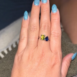 Lesbian Cluster Band, cluster lesbian ring, genuine 4 stone gemstone ring with teardrops and ovals, unique LGBTQ+ band, pride accessories