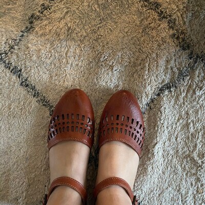 womens closed toe huaraches