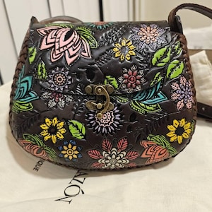 Jasmin added a photo of their purchase