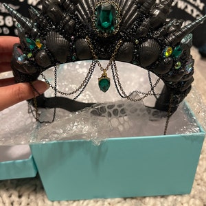 Couronne Noire De Reine - France