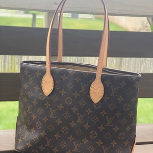 Elisabeth added a photo of their purchase