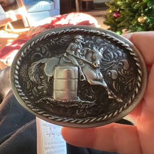 Barrel Racer Horse & Rider Belt Buckle for Women, 4 X 3 Inch  display picture 2