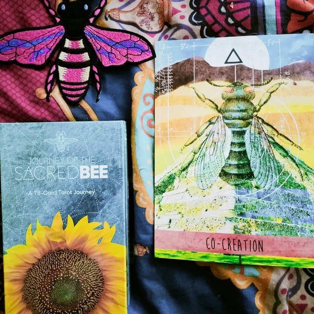 The Journey of the Sacred Bee Tarot - Etsy