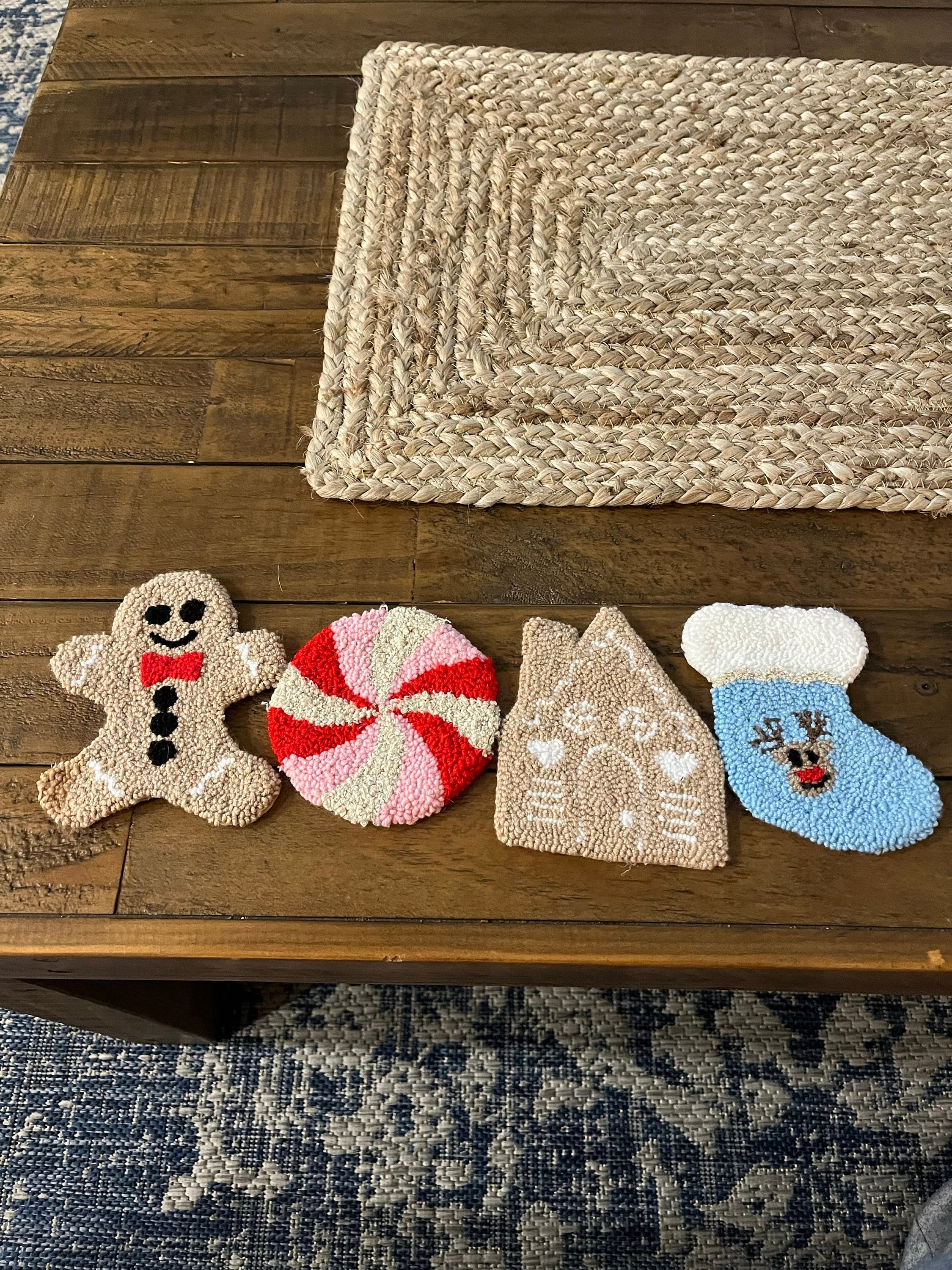 The CUTEST Christmas coasters! I get so many compliments! Love them and will ...