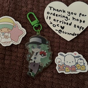 Yeslie added a photo of their purchase