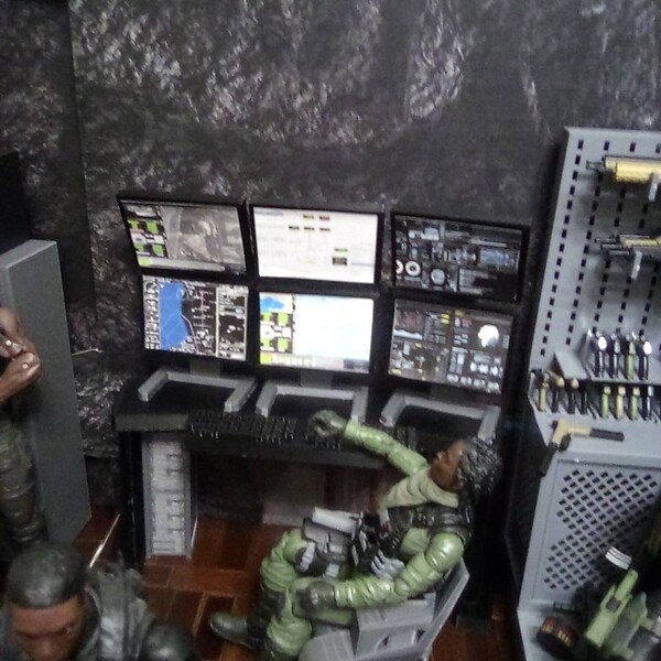 Custom 1:12 Scale Mission Control Radar Briefing Room Diorama Prop ...