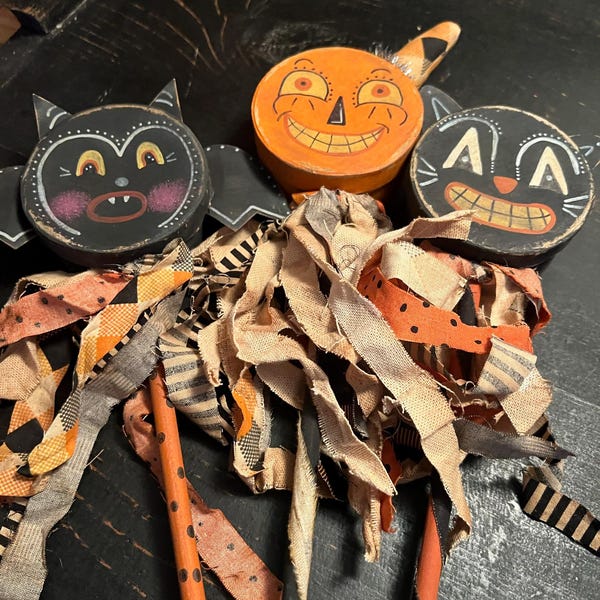 Primitive Rattles Primitive Retro Halloween Rattles Bat Cat Pumpkin Farmhouse Folk Art ...