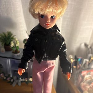 Vanessa added a photo of their purchase