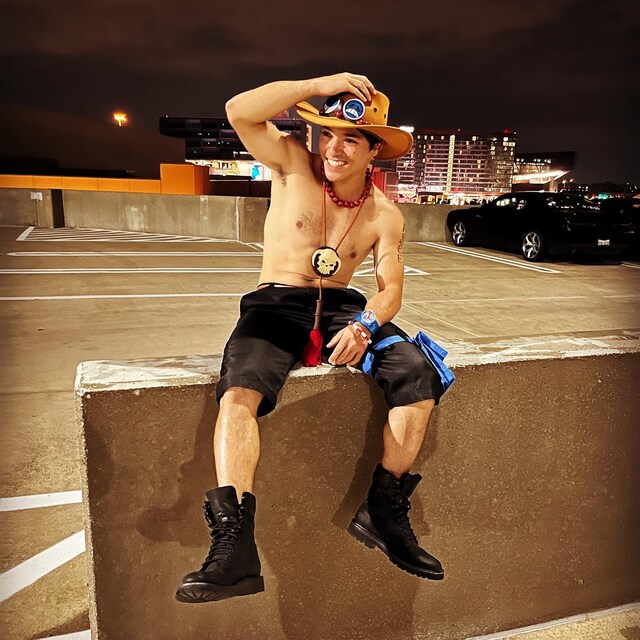 Portgas D. Ace Cosplay Hat Dagger Necklace Log Pose 