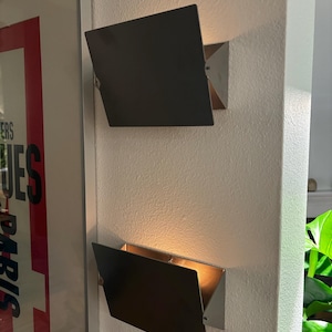 VANESSA added a photo of their purchase