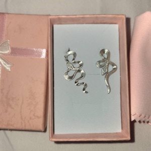 Morrigan added a photo of their purchase
